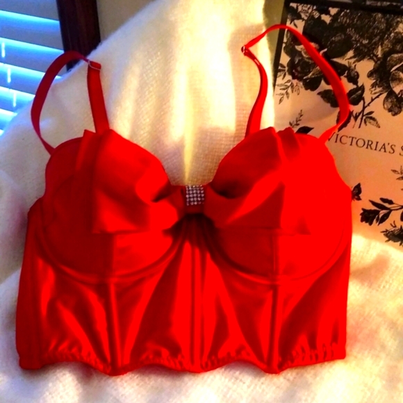 NWT FREE box/Victoria Secret bralette bustier GREAT for a CHRISTMAS gift!! - Picture 2 of 8